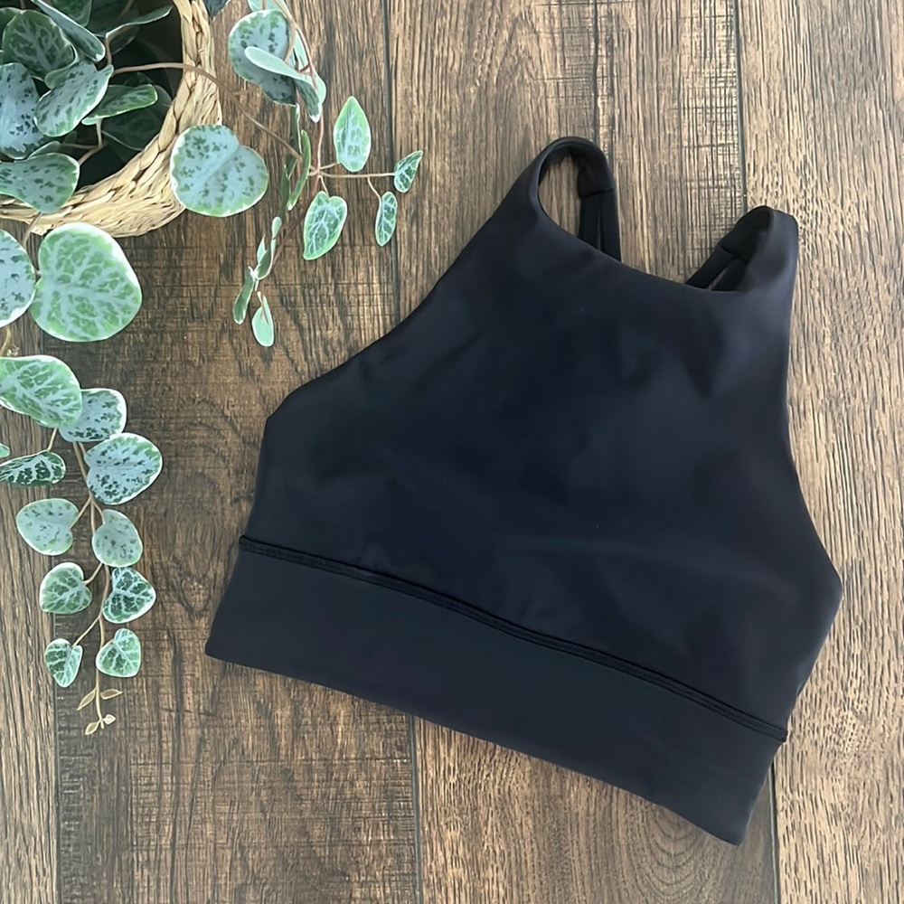 Lululemon Energy High-Neck Longline Tough Bra in Black
